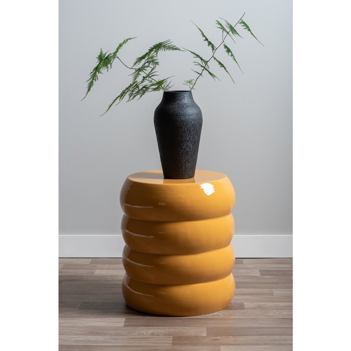 Present Time – Vase Boaz Cone Wide – PT4223BK