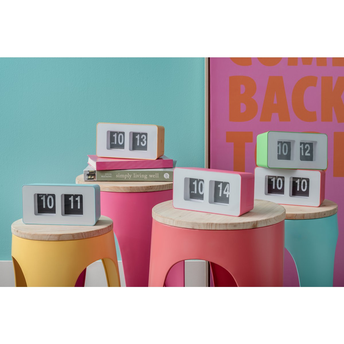 Karlsson - Wand-/tafelklok Funky Flip