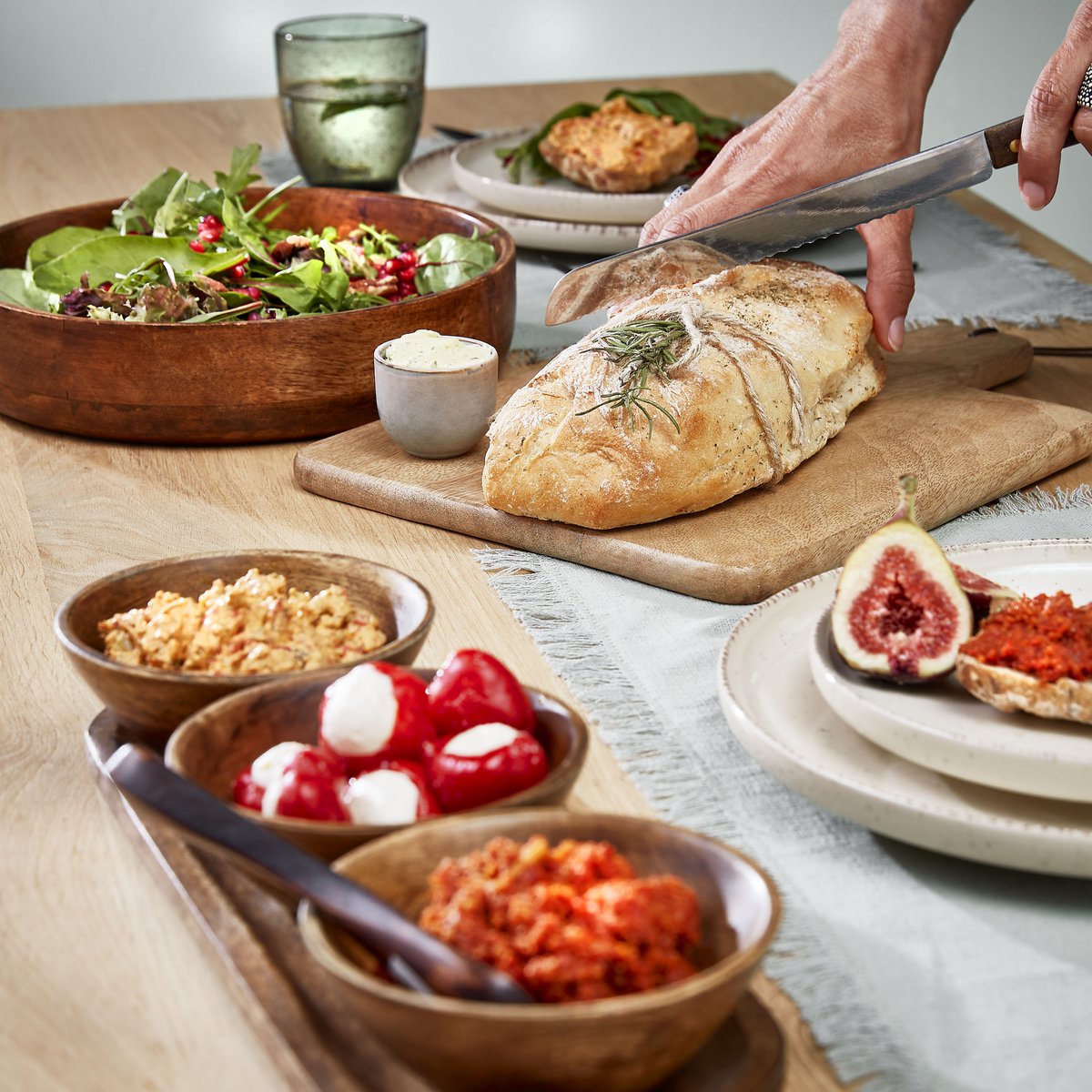 Mica Decorations - Tomar Schaaltjes en Dienblad - 200 ml - 100% FSC Mangohout - Donkerbruin