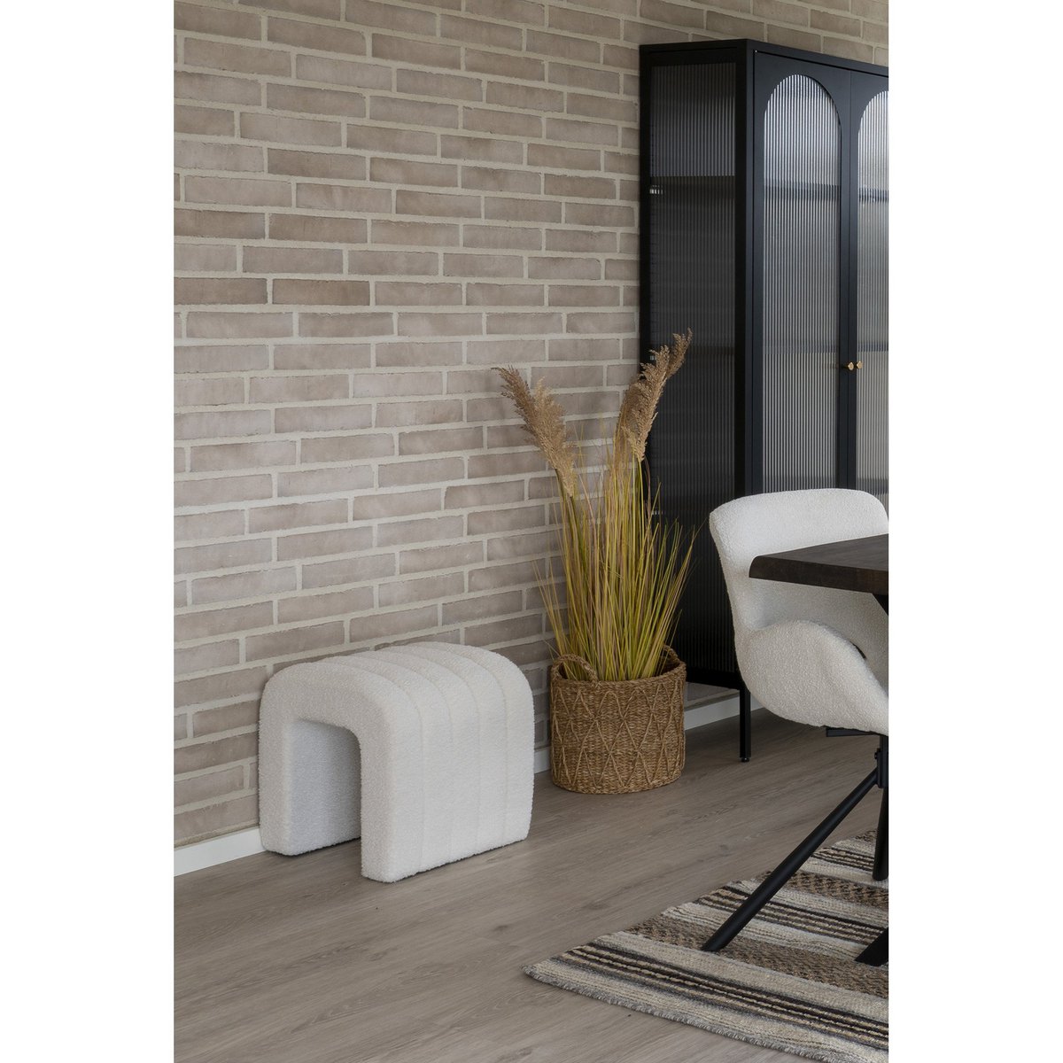 House Nordic - Colma Pouf - Pouf, bouclé, blanc, 41x36,5 cm, HN1234