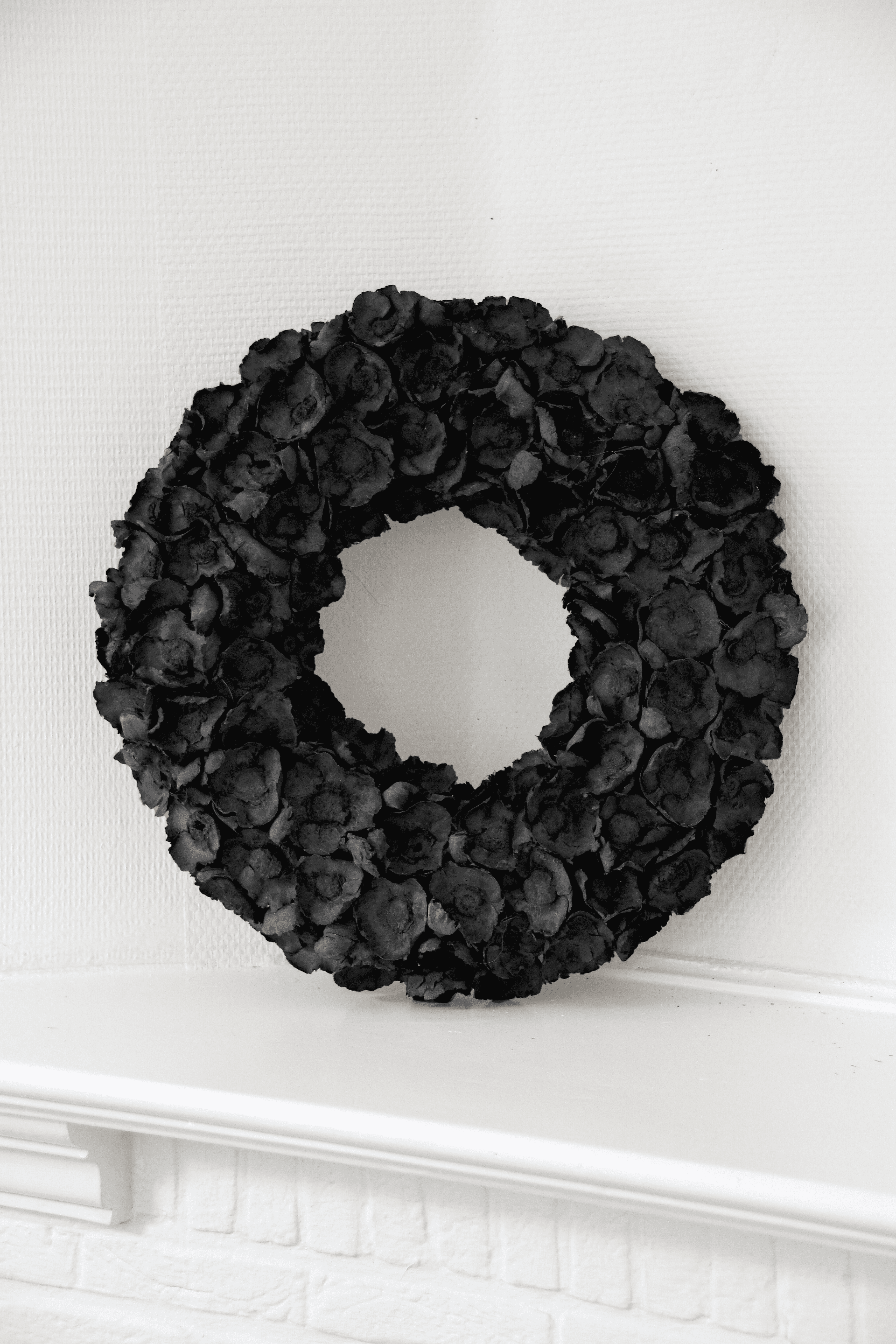 Maison d'Abri - Couronne 'Fleur de Coco' (Ø40cm, Noir)