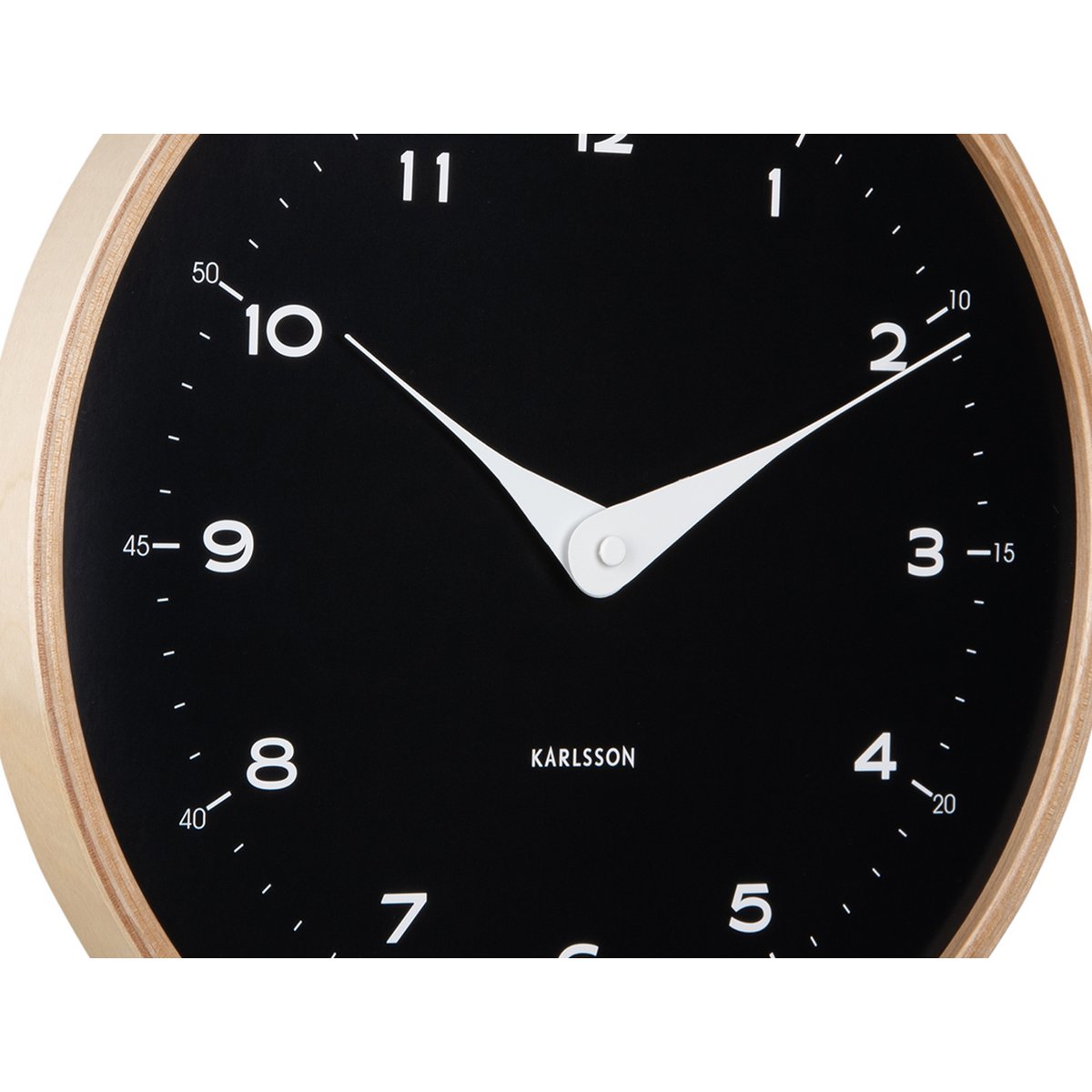 Karlsson - Horloge murale Osado Dome - KA5995BK