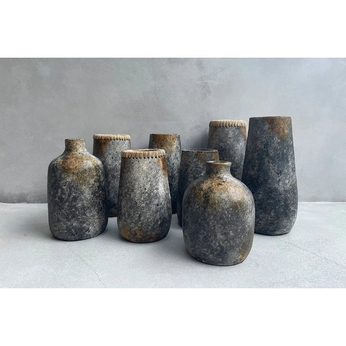 Bazar Bizar - Vase 'Classy' (Gris Antique, L)