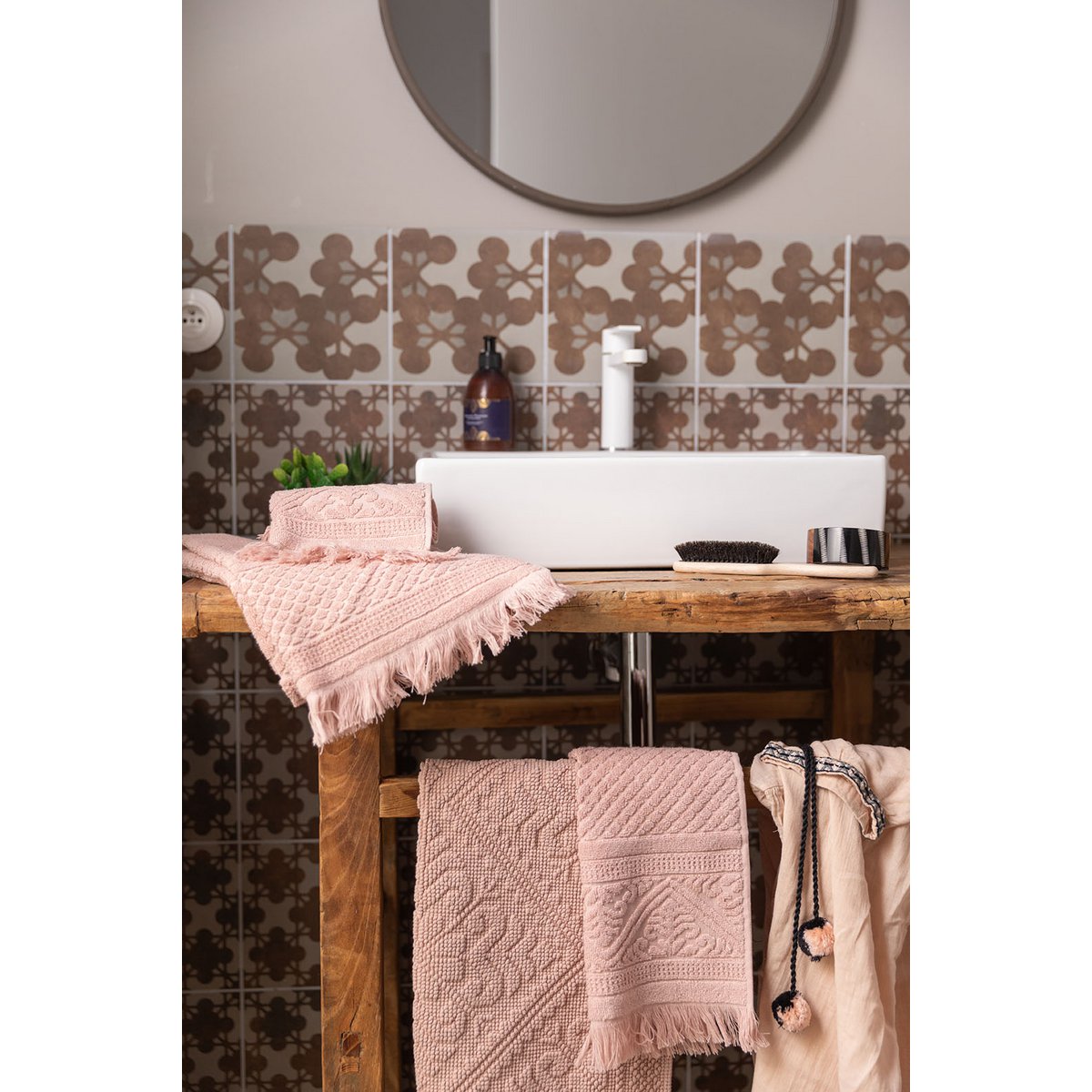 VIVARAISE - Tapis de bain uni Elly Blush 54 x 110