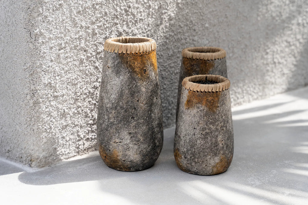 Bazar Bizar - Vase 'Sneaky' (Gris Antique, M)