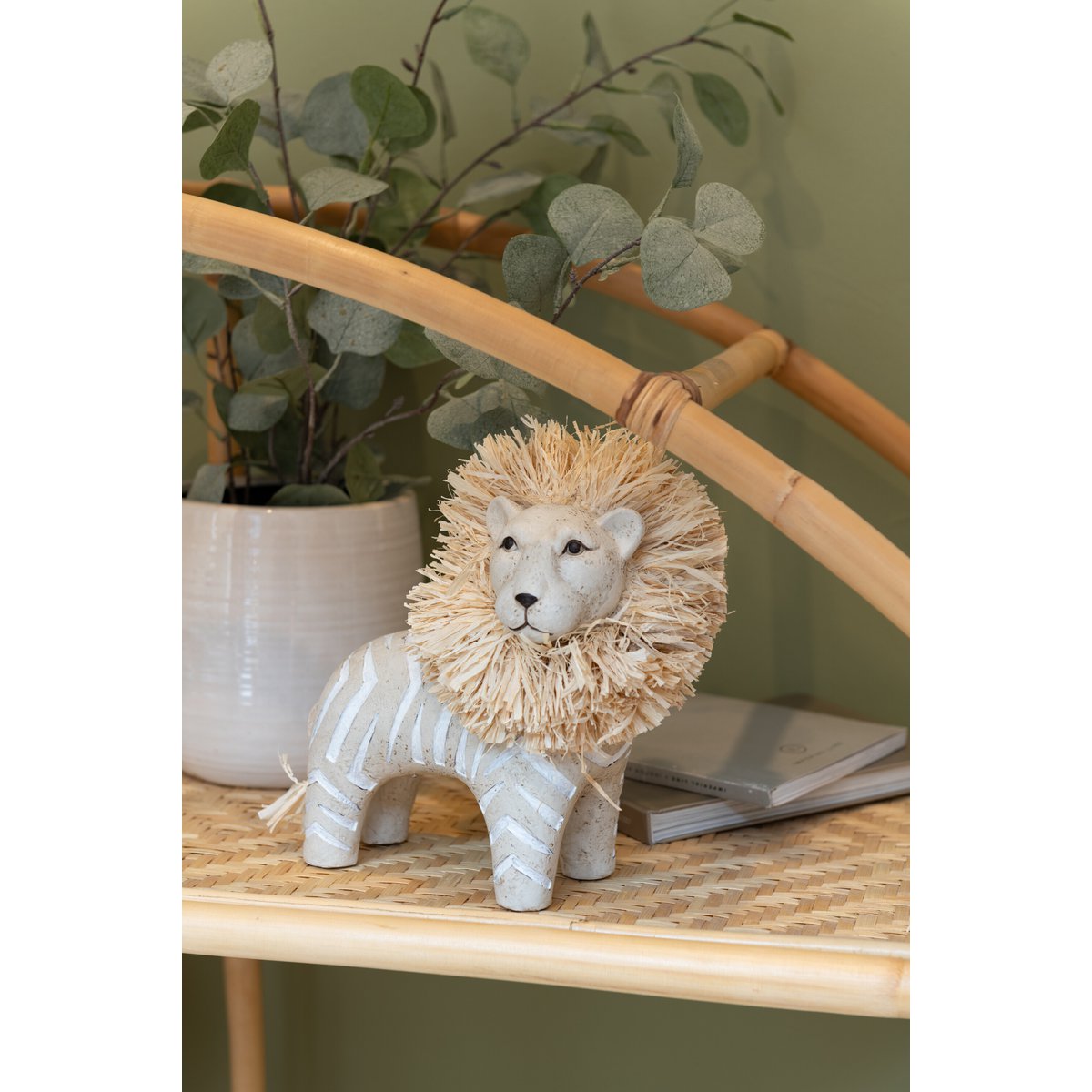 J-Line - Lion Poly/Raffia Blanc/Naturel Grand