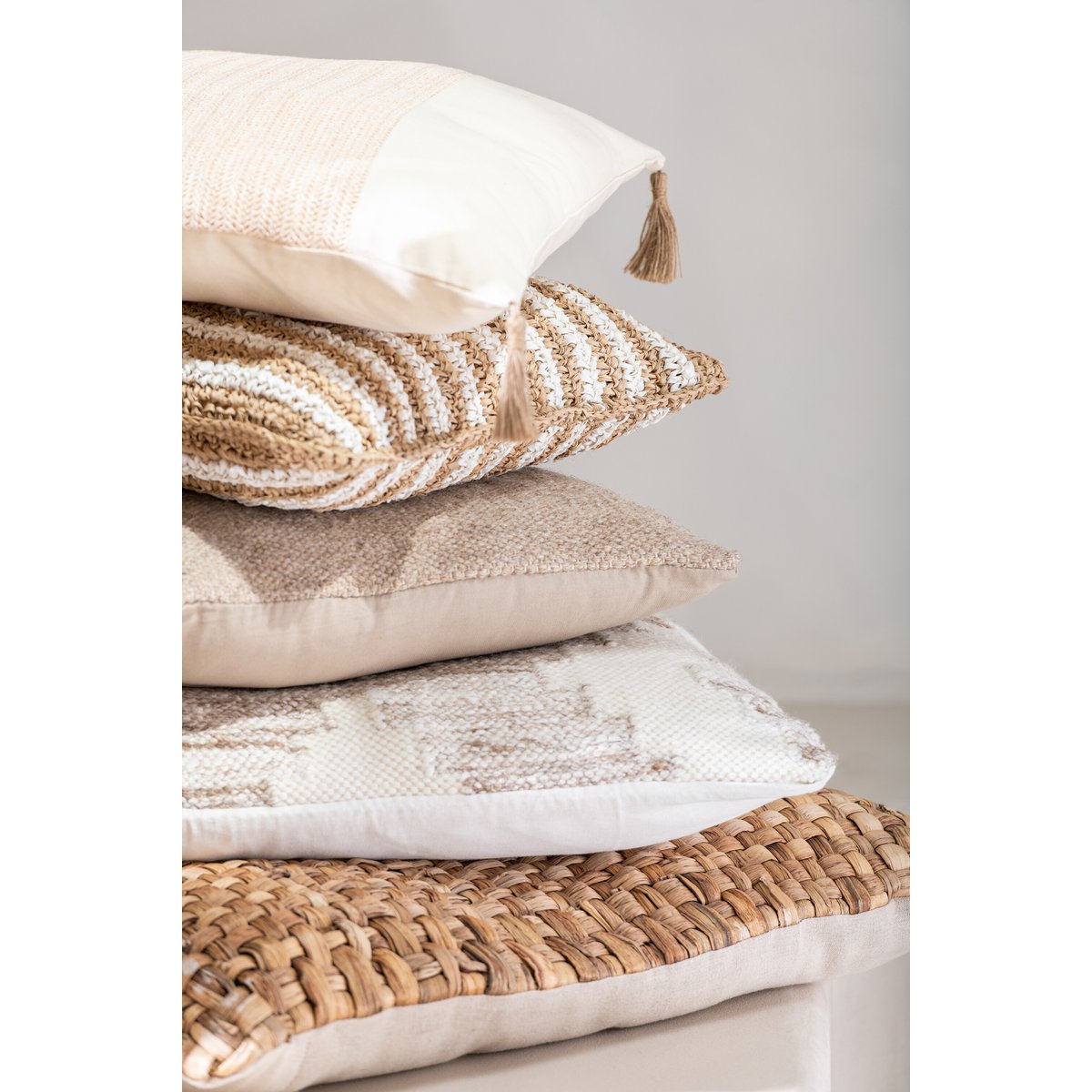 J-Line - Coussin Rayures Mendong - Coton - Blanc