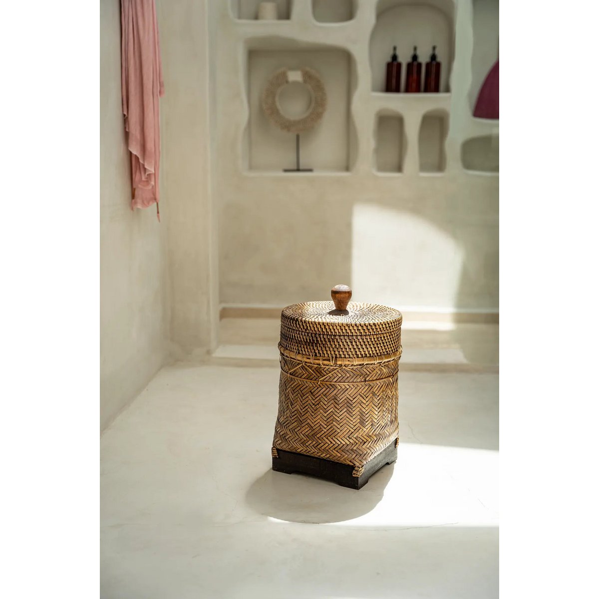 Bazar Bizar - Mand 'Bathroom Bin' (Naturel Bruin)