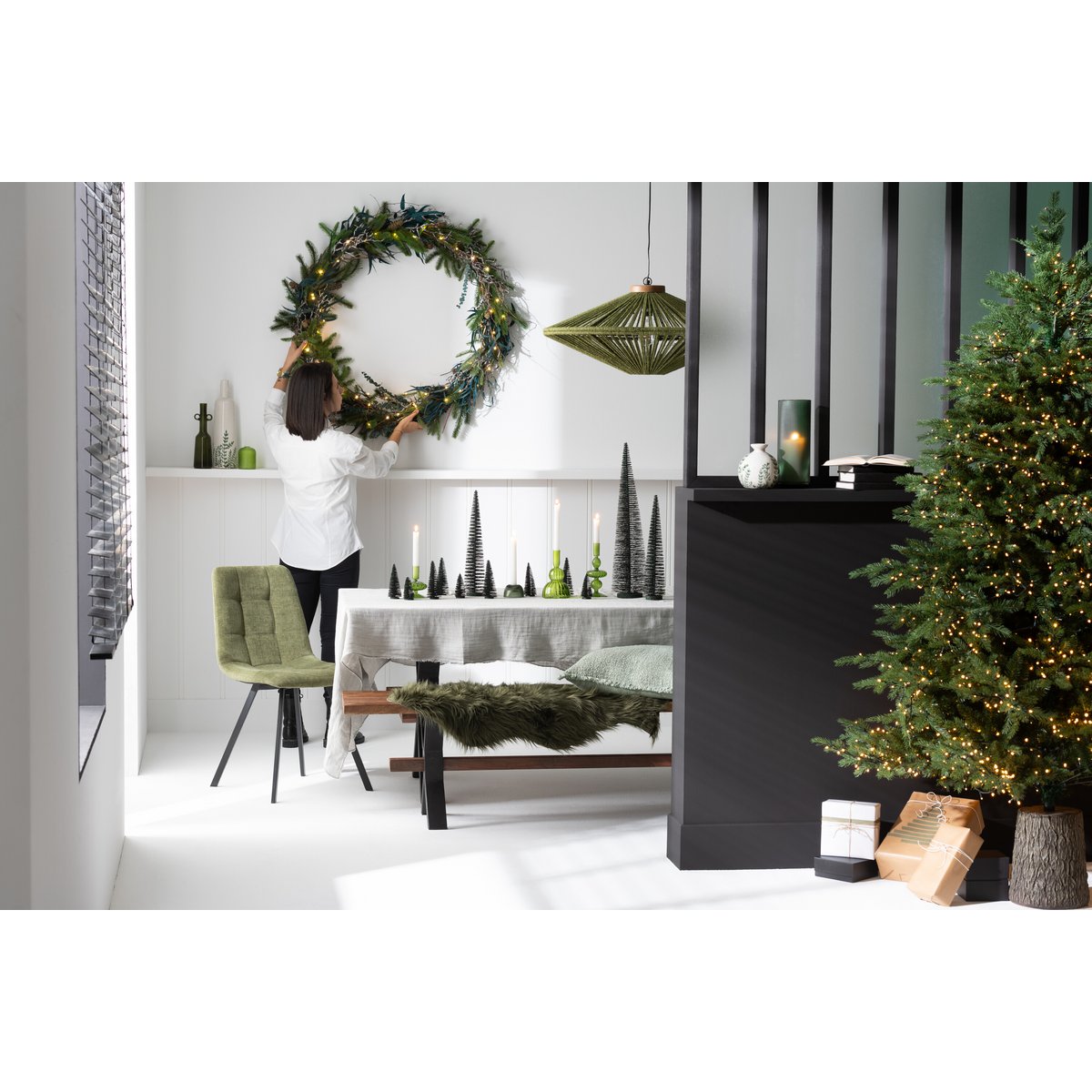 J-Line - Sapin de Noël 3000LED Lumières Plastique Vert