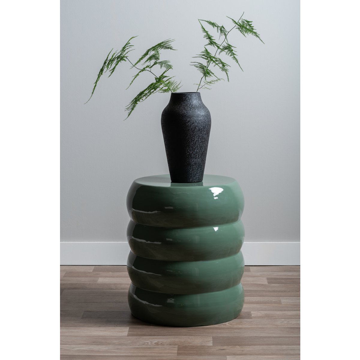 Present Time – Vase Boaz Cone Wide – PT4223BK