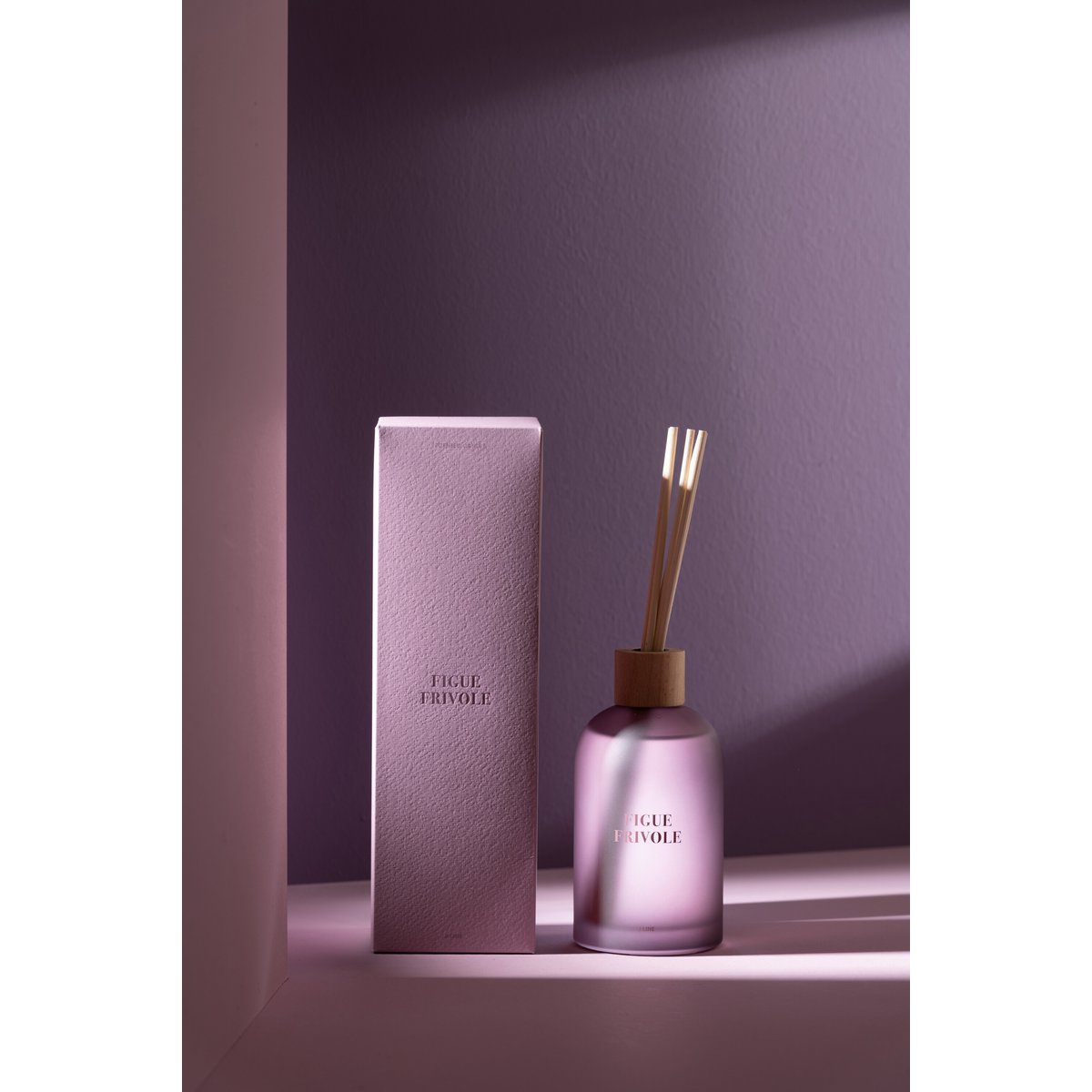 J-Line - Huile parfumée + Sticks - Accords Essentiels - Figue Frivole - Violet