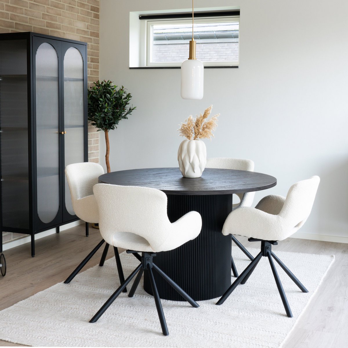 House Nordic - Amorim Dining Chair - Eetkamerstoel, in bouclé gebroken wit met draaiknop - Set van 2