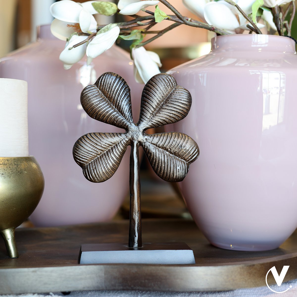 Vase the World - Ornament - Santa Fe bronze