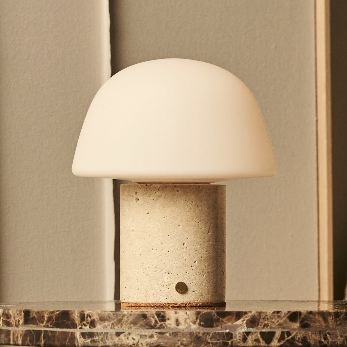 Tavellio-Amsterdam - Maes Beige / Travertino Classico - Elegante travertijn oplaadbare tafellamp, tot 100 uur verlichting, stijlvol en functioneel