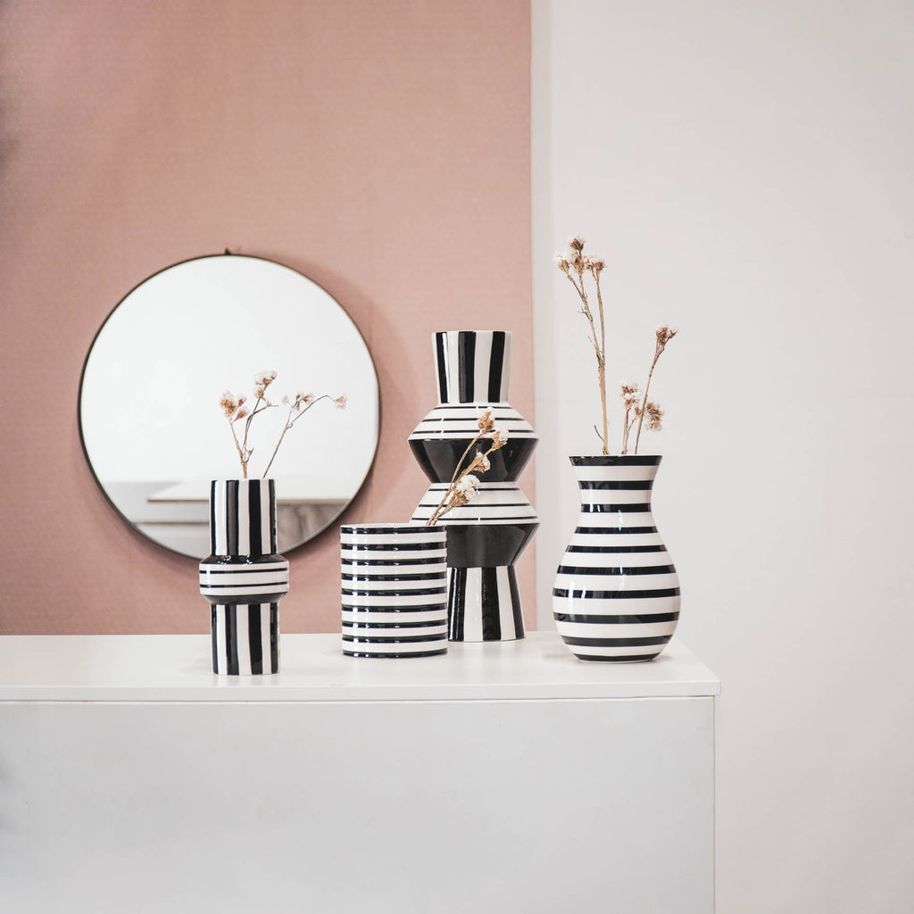 Housevitamin - Vase 'Striped' (Schwarz/Weiß)