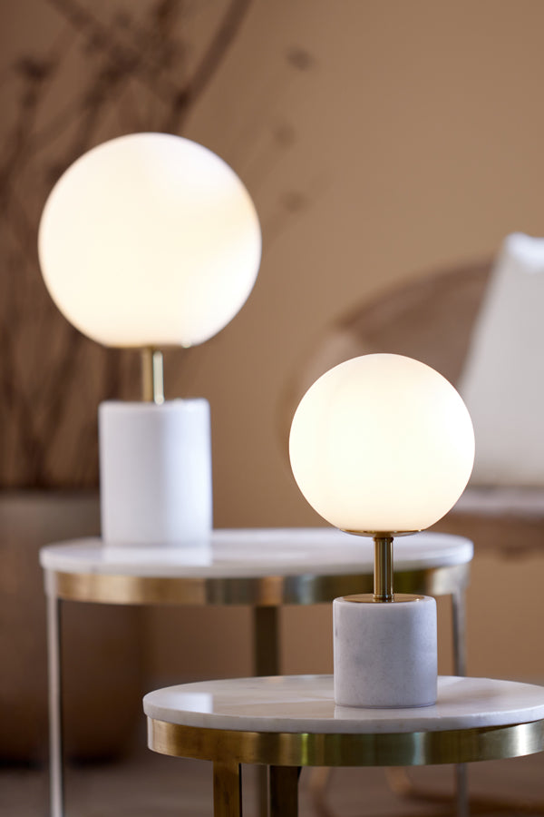 Light &amp; Living - Lampe de table 'Medina' (Taille M, Bronze Antique &amp; Verre Blanc Mat)