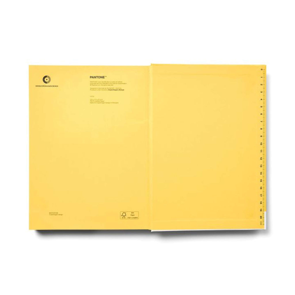 Copenhagen Design - Notizbuch 'Pantone' (groß, gepunktete Seiten, Gelb 012 C)